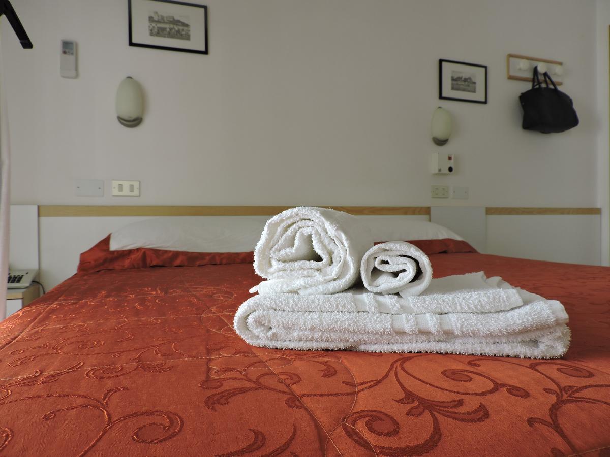 Albergo Sabrina Rimini Exteriér fotografie